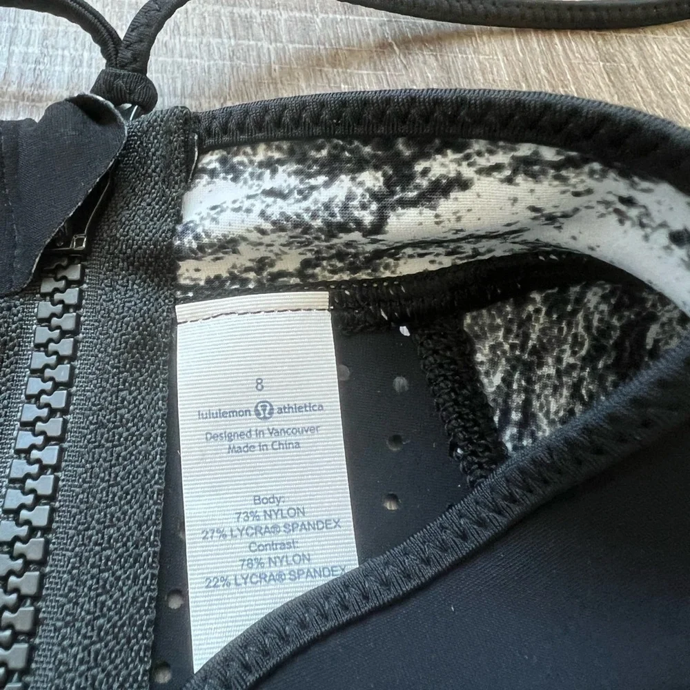 Lululemon Salty Swim Sleeveless Rashie in Black / Texture Twist White Black
